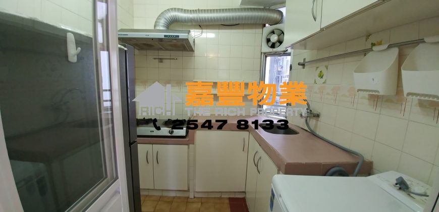 裕新大厦 屋苑房大2房 超近地铁