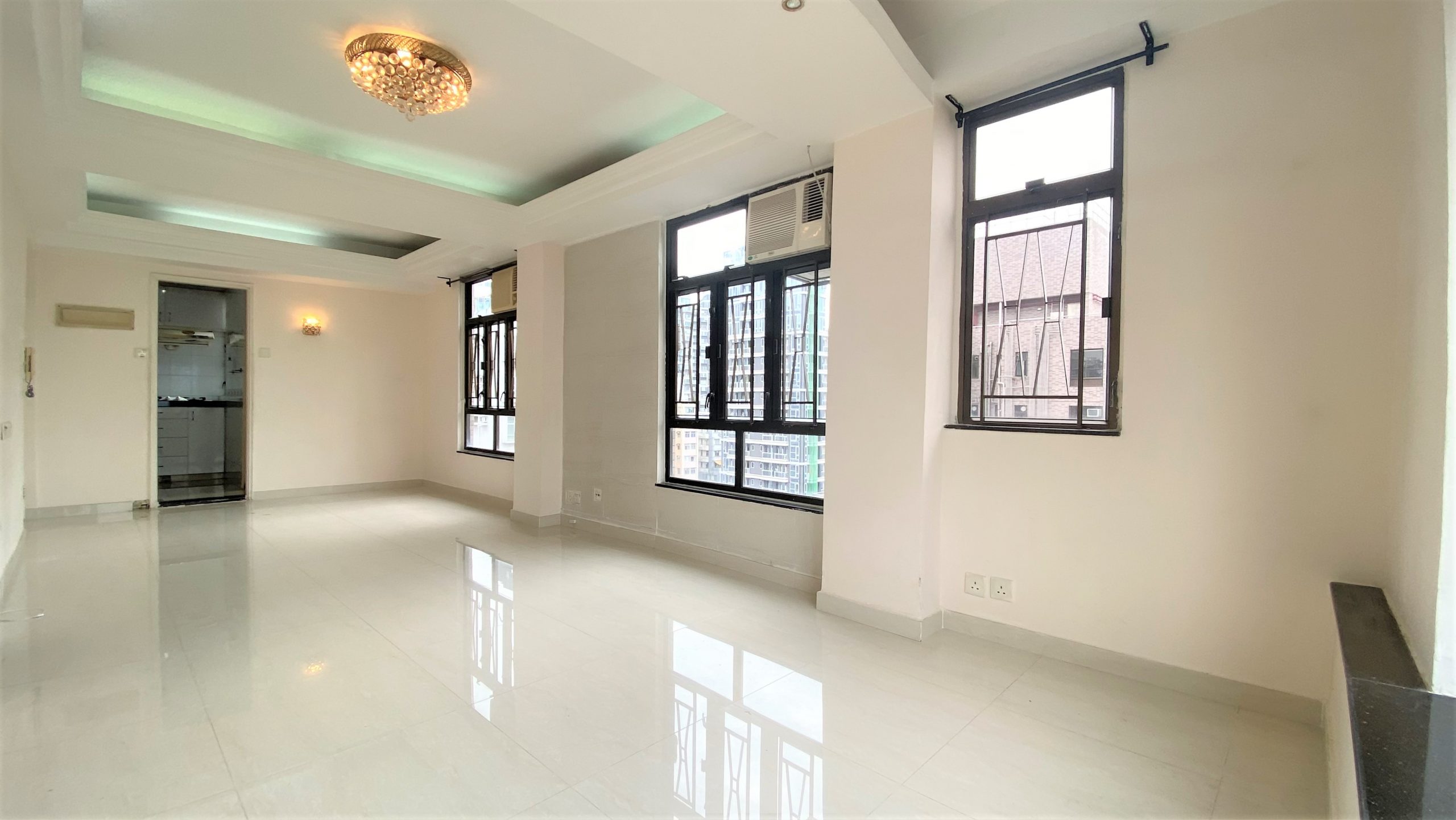 Western Garden Ivy Tower –2 bedrooms /High floor with open view