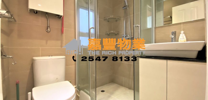 Manifold Court – Nice Renovation w/ 2 bdrms in famous school zone