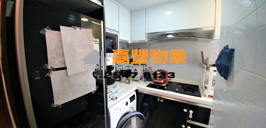 创业中心 – 时尚豪装 著名屋苑 高层