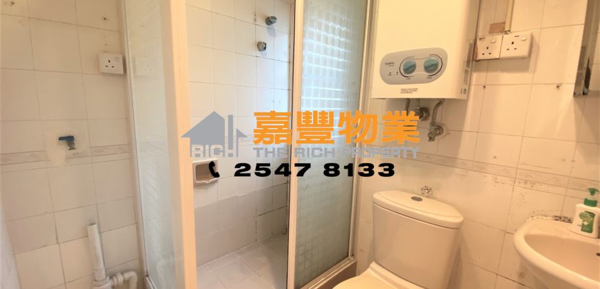 Hoi Sing Building – 2 Spacious bedrooms and Living Room