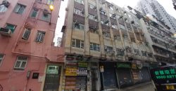Walkup Apartment – Simple renovated