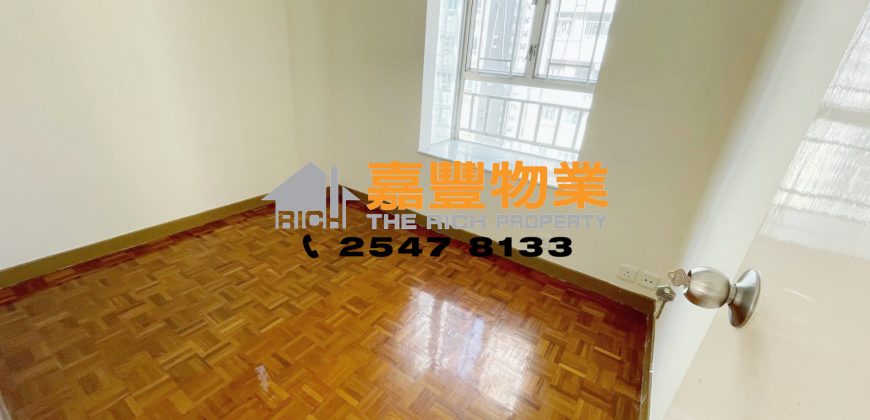 – Extremely high rental returns in HK Island – Next to MTR station, access to anywhere instantly
