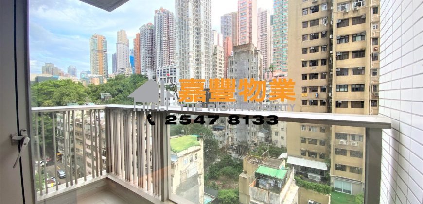 Island Crest – Estate do have facilities like Carpark and swimming pool