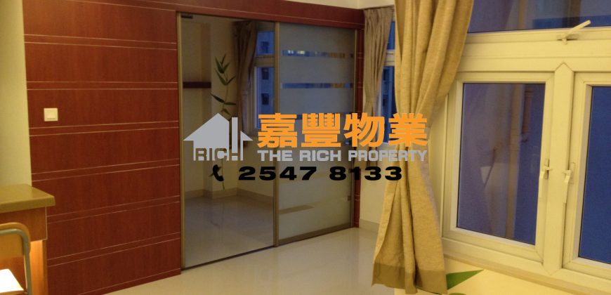 High House – With spacious living rm & bdrms
