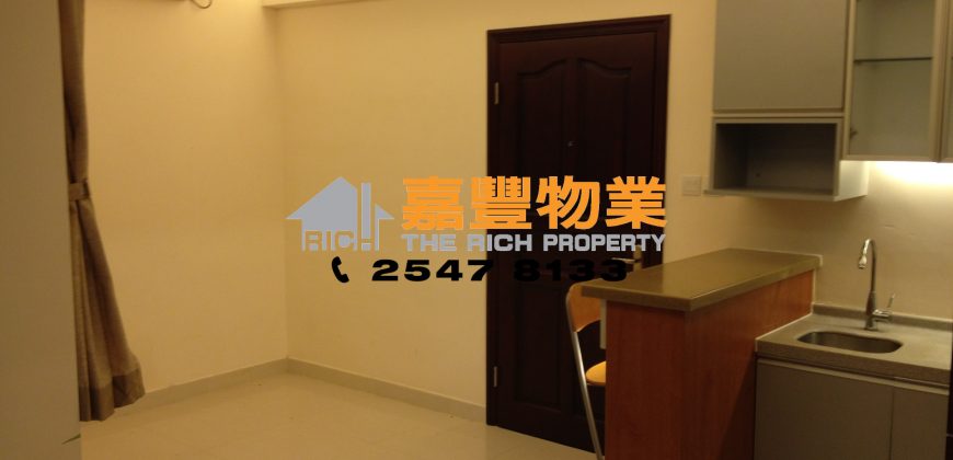 High House – With spacious living rm & bdrms