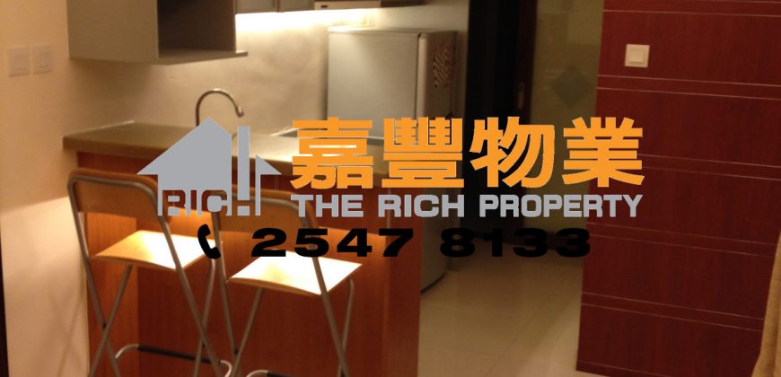 High House – With spacious living rm & bdrms